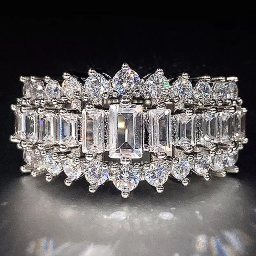 925 silver mossanite finish size 8 ring